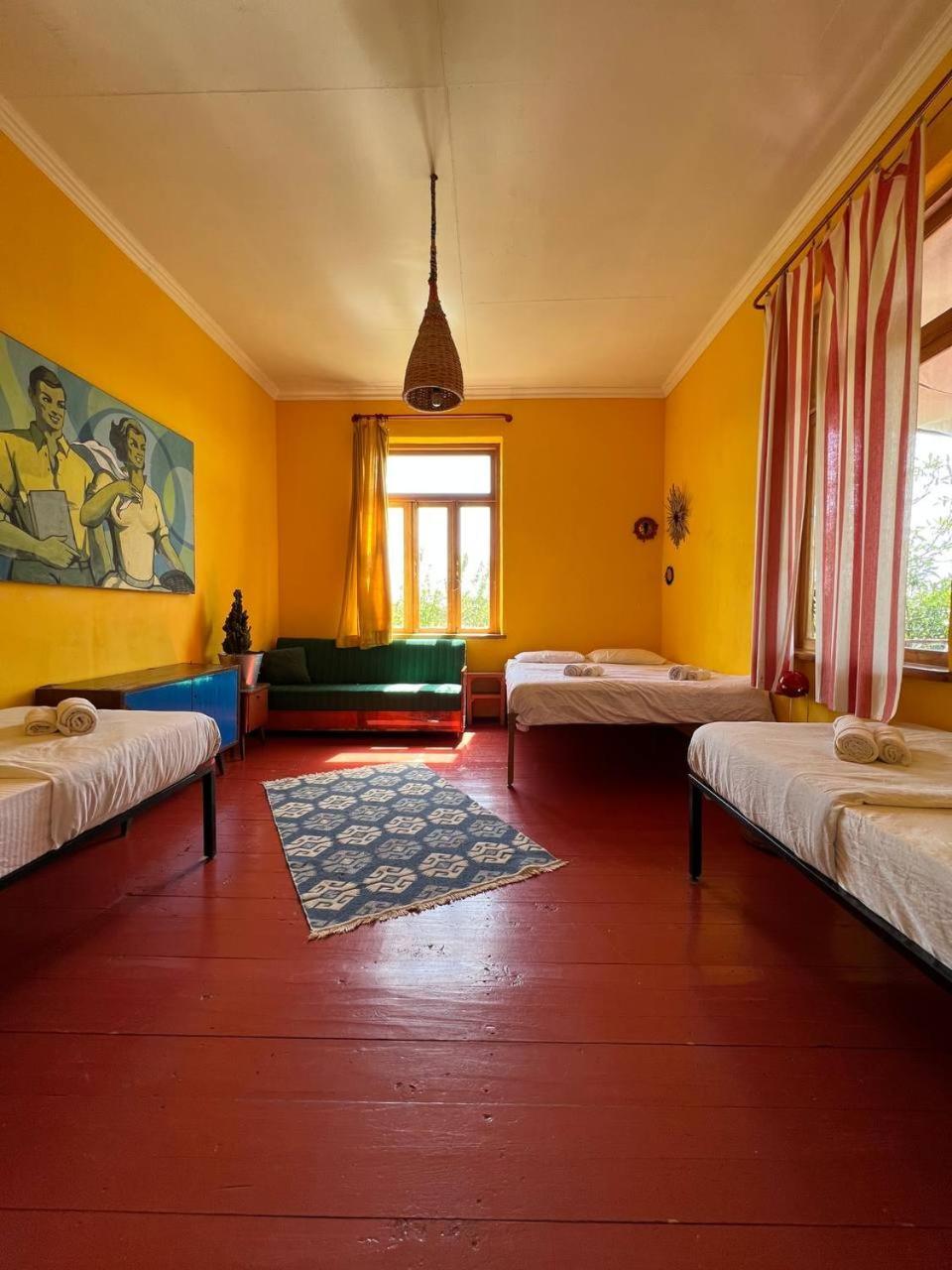 Karma Hostel Martvili Exterior foto